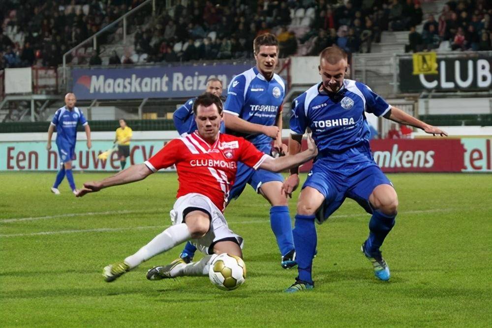 九游官方下载地址包含巴塞罗那国际比赛日伤情更新；志在荷甲名次提升；悬念犹存；球队文化再被提及的词条