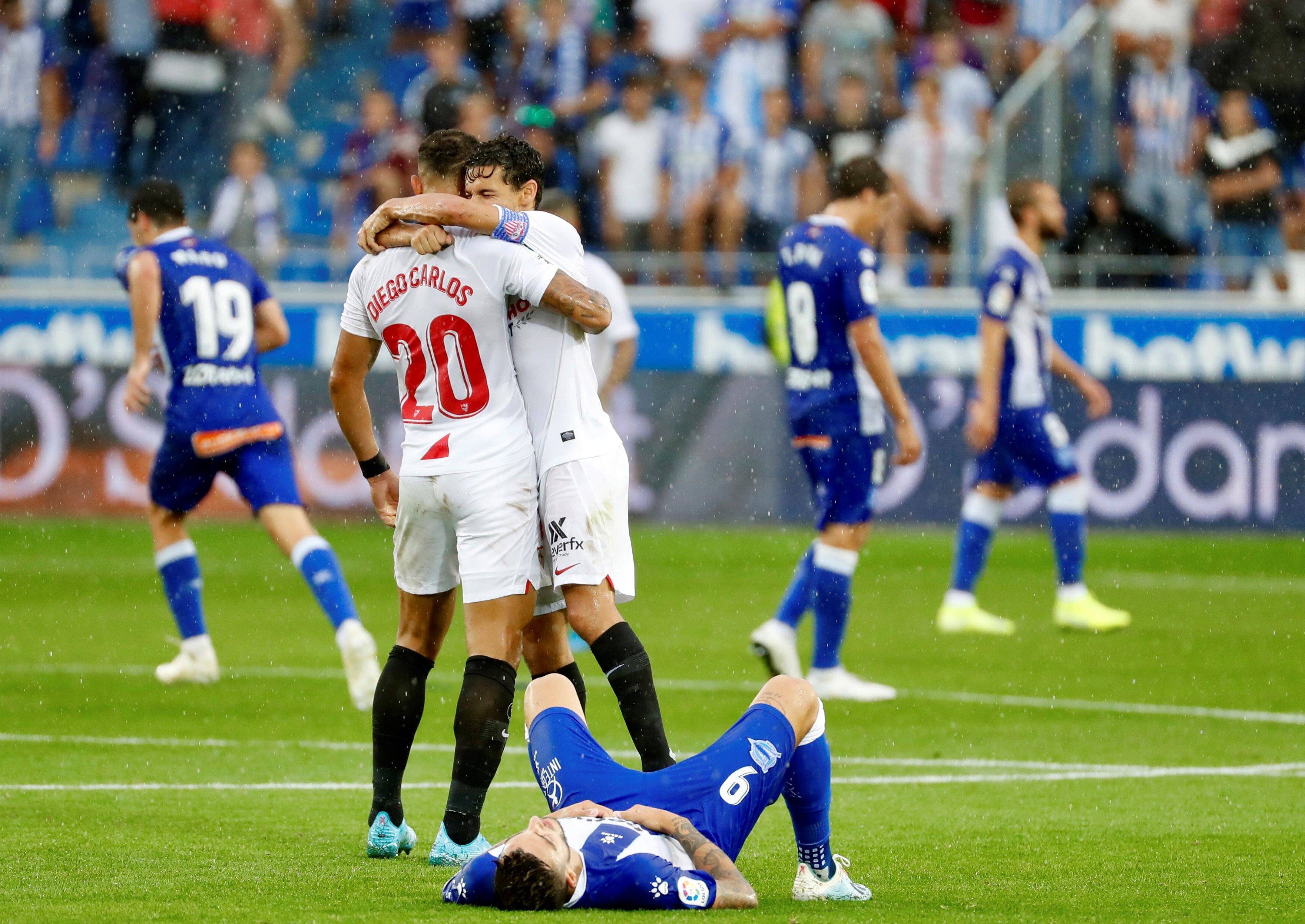 九游官方下载地址德甲国际比赛日再迎强敌；塞维利亚遗憾出局；主帅态度——悬念犹存；更衣室氛围转暖的简单介绍