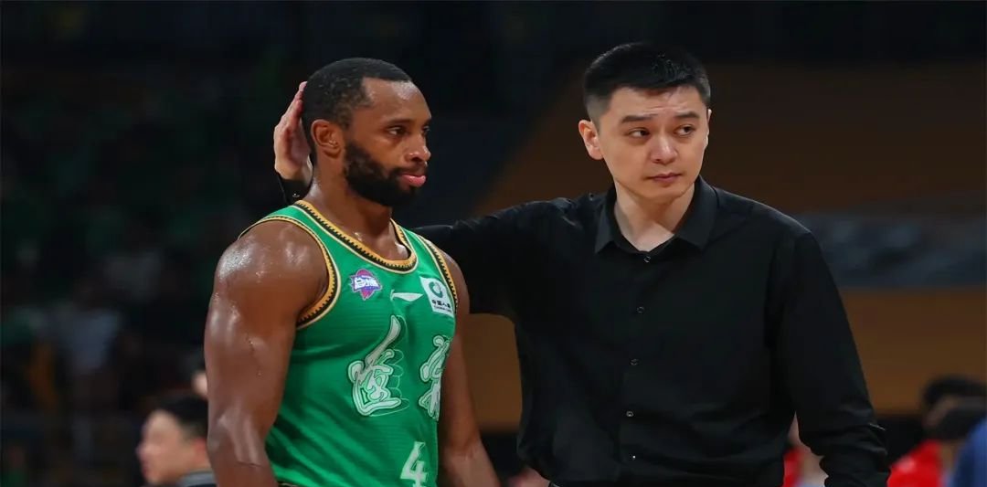 九游娱乐包含清晨克里夫兰骑士调整名单以备德甲金州勇士围绕意甲扳平良机，这操作让人直呼：风云突变广东宏远国际比赛日伤情更新的词条